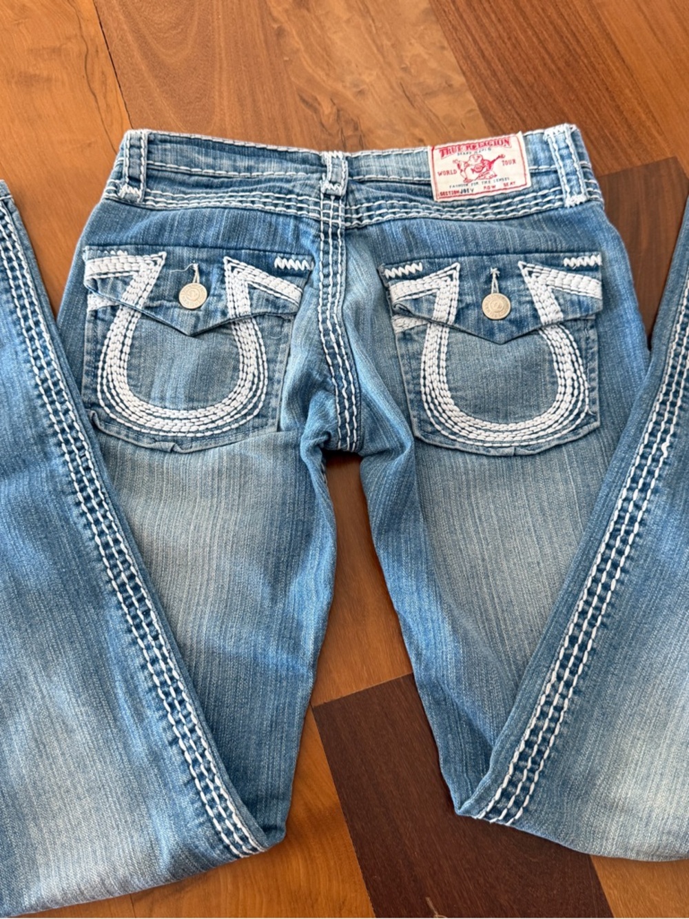 True Religion Women's Medium Blue Embroidered Back Pocket Bootcut Jeans